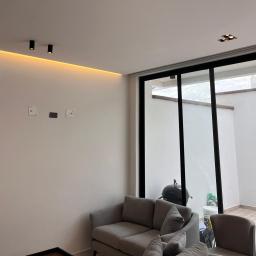 El cuadrado regresa: la forma que está cambiando el diseño iluminación